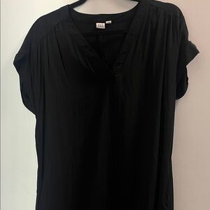 GAP Women's Elegant Black Blouse
